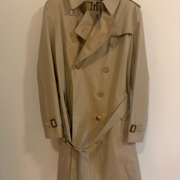 Burberry trench coat US size 12 UK size 14